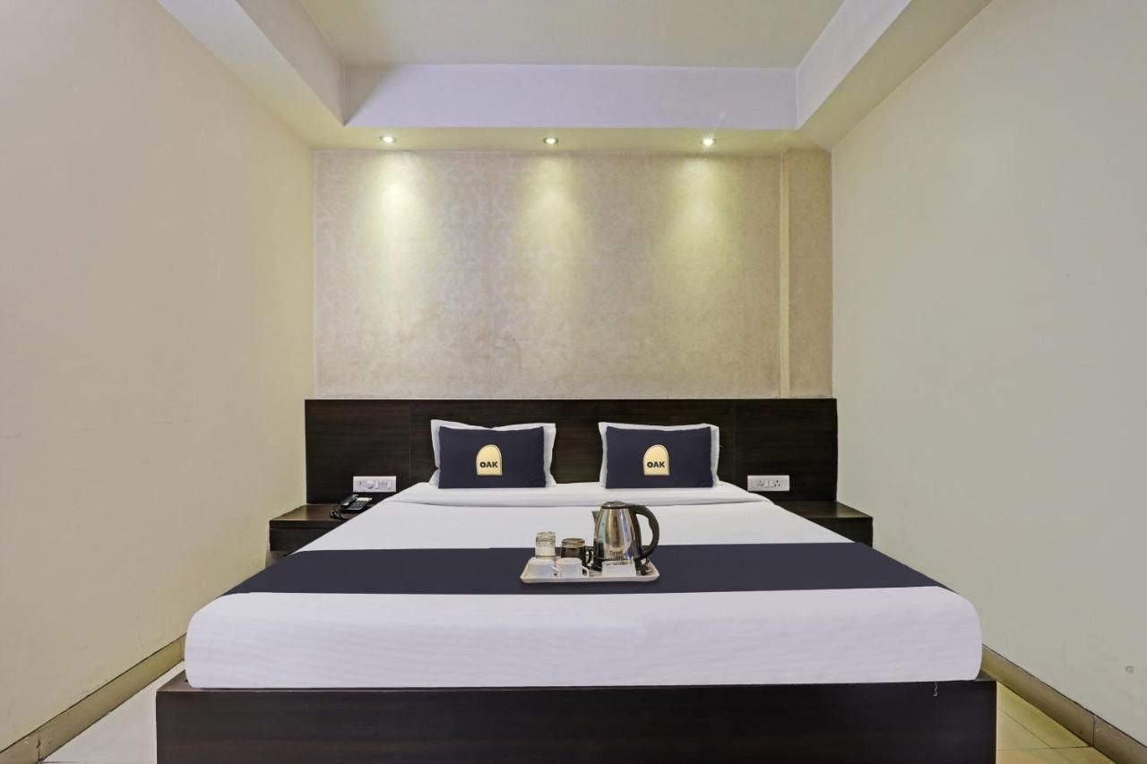 Townhouse Oak Hotel Shelter Lucknow Zewnętrze zdjęcie