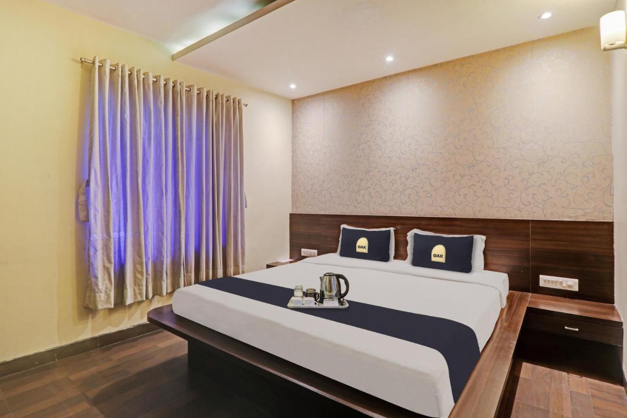 Townhouse Oak Hotel Shelter Lucknow Zewnętrze zdjęcie